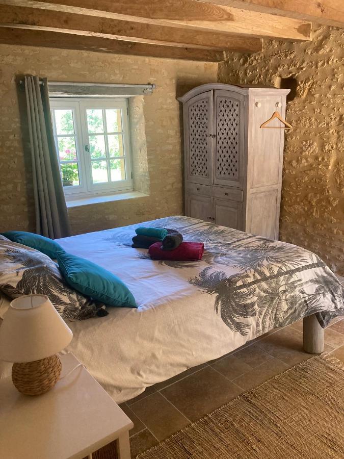Вілла Logis Des 4 Fees Et Son Bain Nordique Sainte-Nathalene Екстер'єр фото